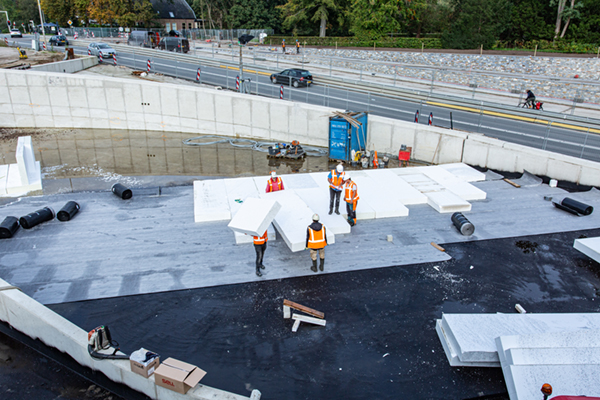 EPS constructie en groen op dak fietsenstalling station Driebergen-Zeist